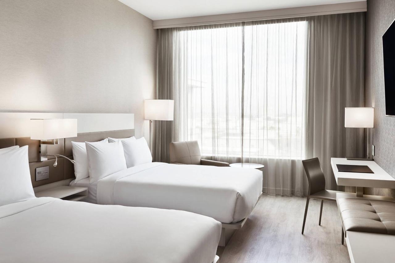 Queen Room with Two Queen Beds and High Floor