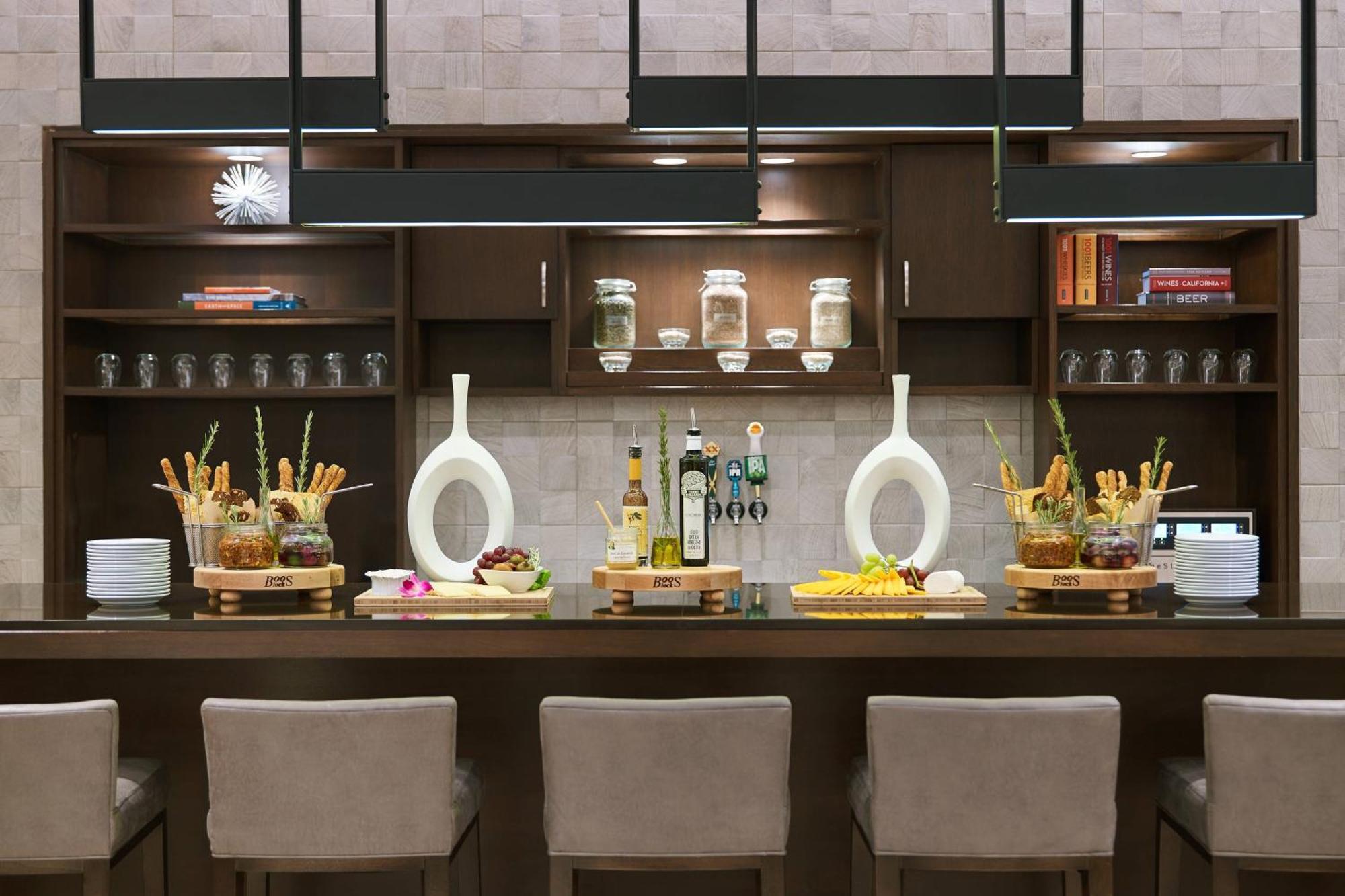 King or Double Room - Concierge Level