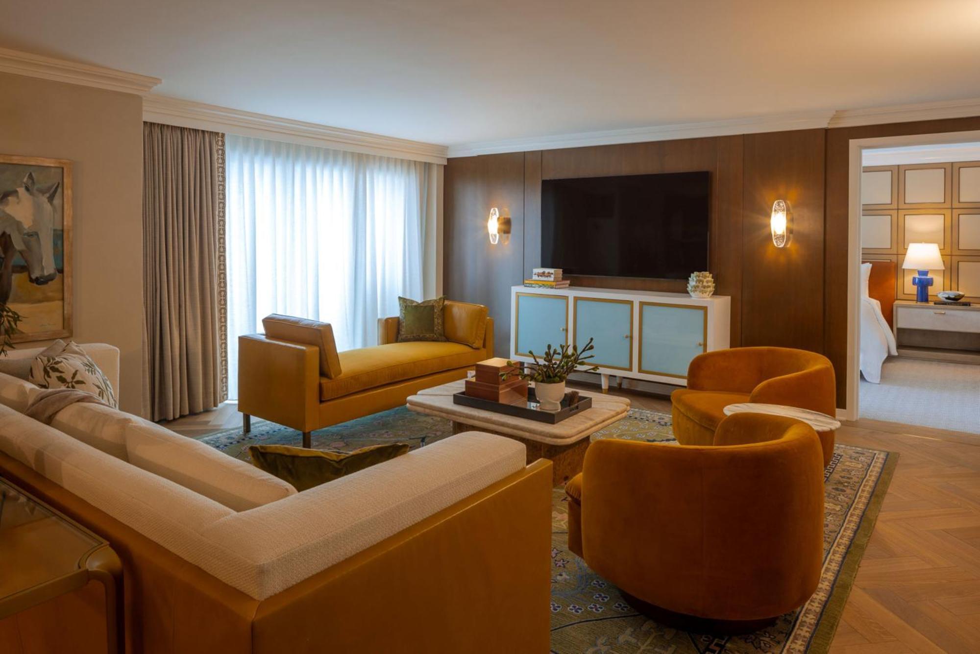 One-Bedroom King Suite with Pool View