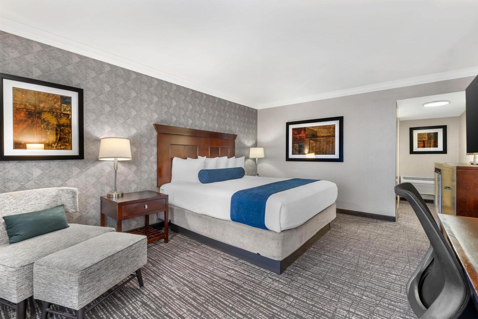 King Room,1730021911:JPEG