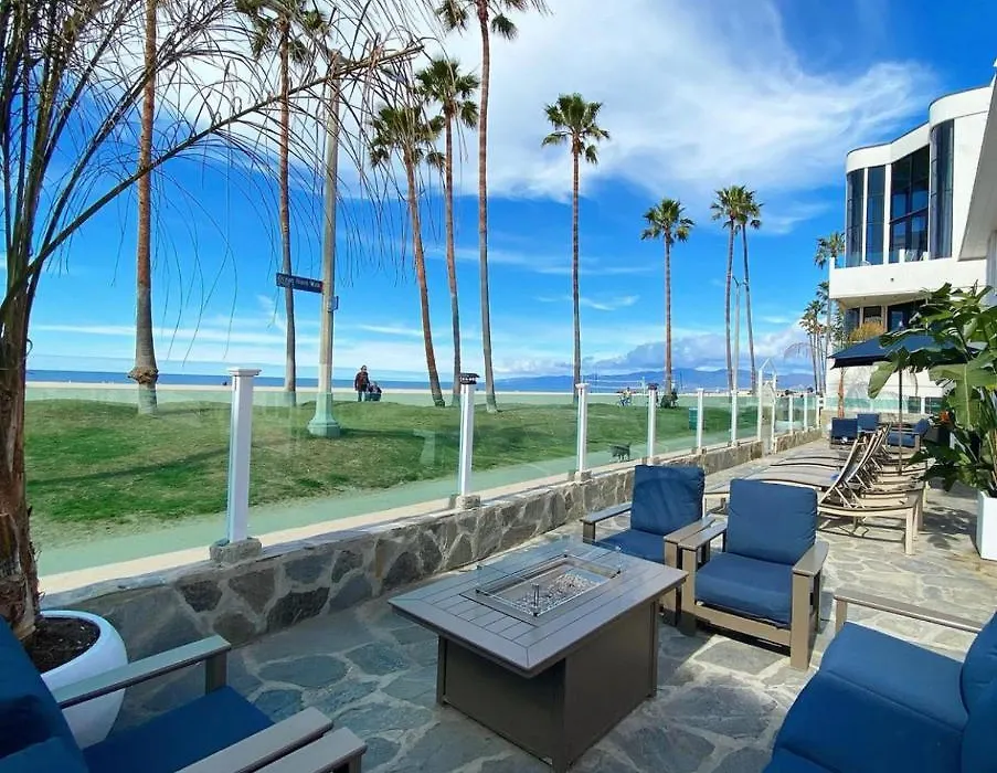 Venice On The Beach Hotel-1