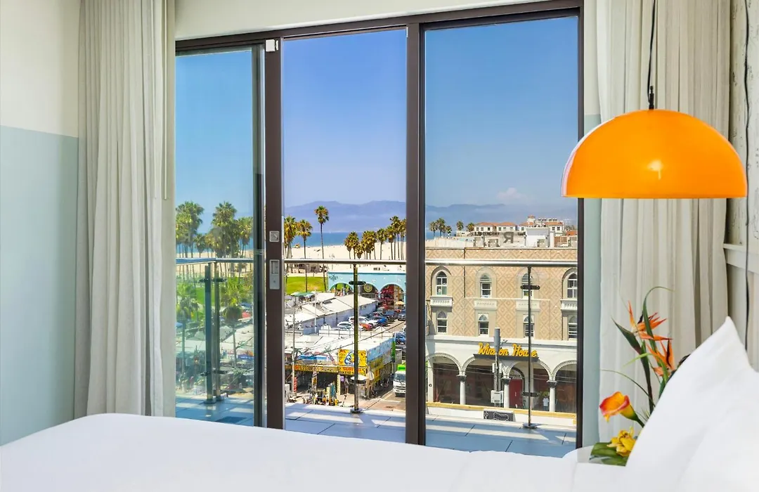 Hotel Erwin Venice Beach-1