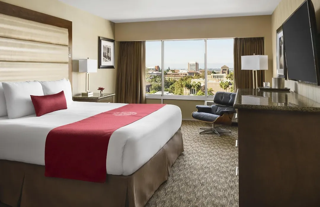 Usc Hotel-1