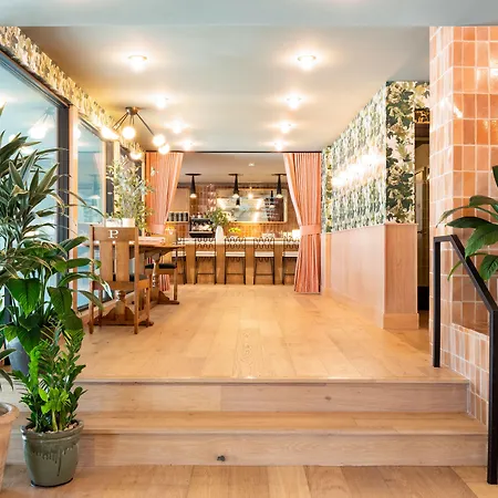 Palihotel Hollywood Near Universal Studios-3